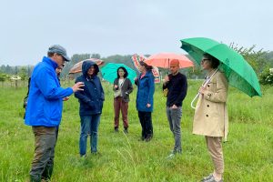 Die "Wiesensafari" informierte über regionale Grünlandflächen und zeige, welche Arten von Wiesen die regionale Kulturlandschaft prägen. | Foto: LAGA GmbH