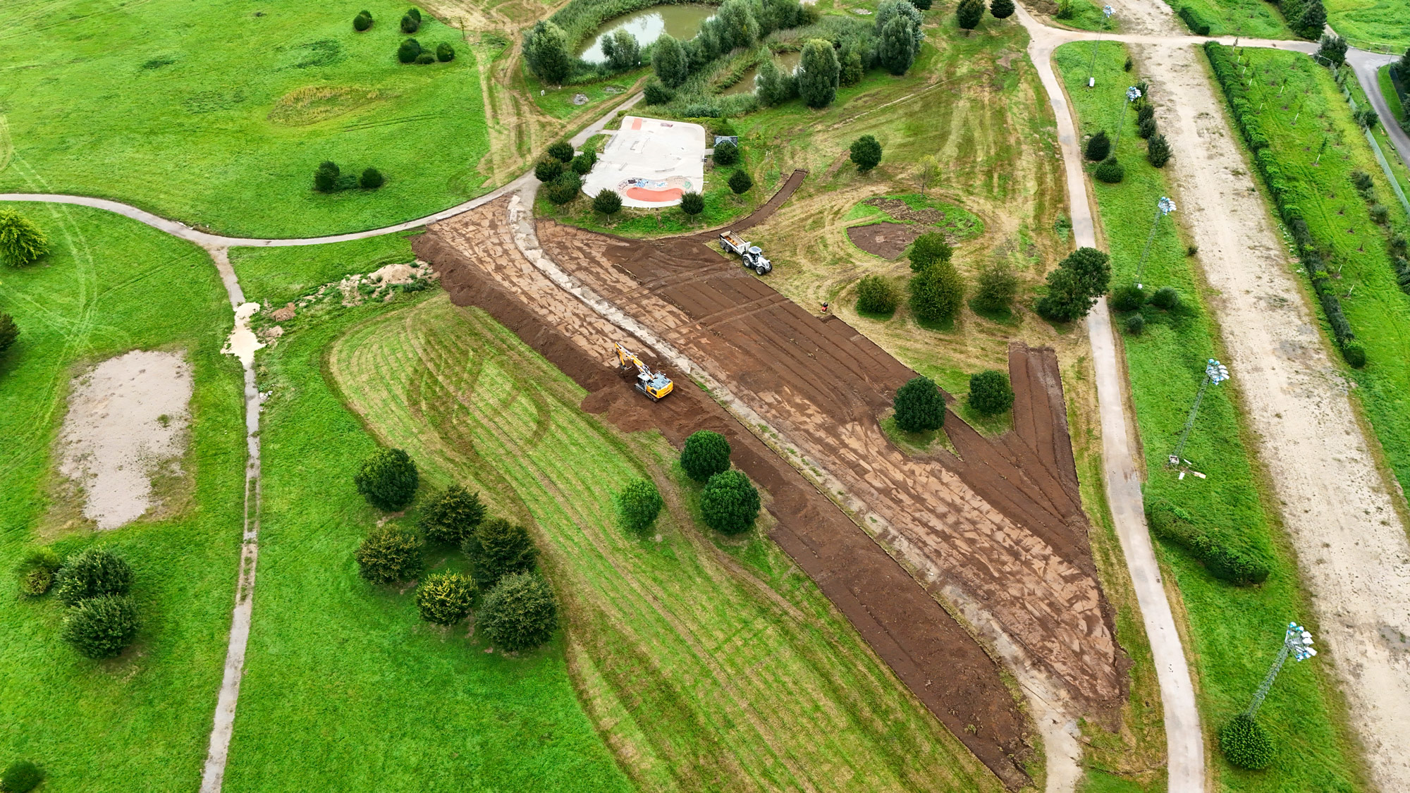 Die Vorbereitungen für die Landesgartenschau Neuss 2026 laufen bereits auf Hochtouren. In knapp 600 Tagen, am 16. April 2026, öffnet die Gartenschau ihre Tore. | Foto: Thomas Mayer Archive