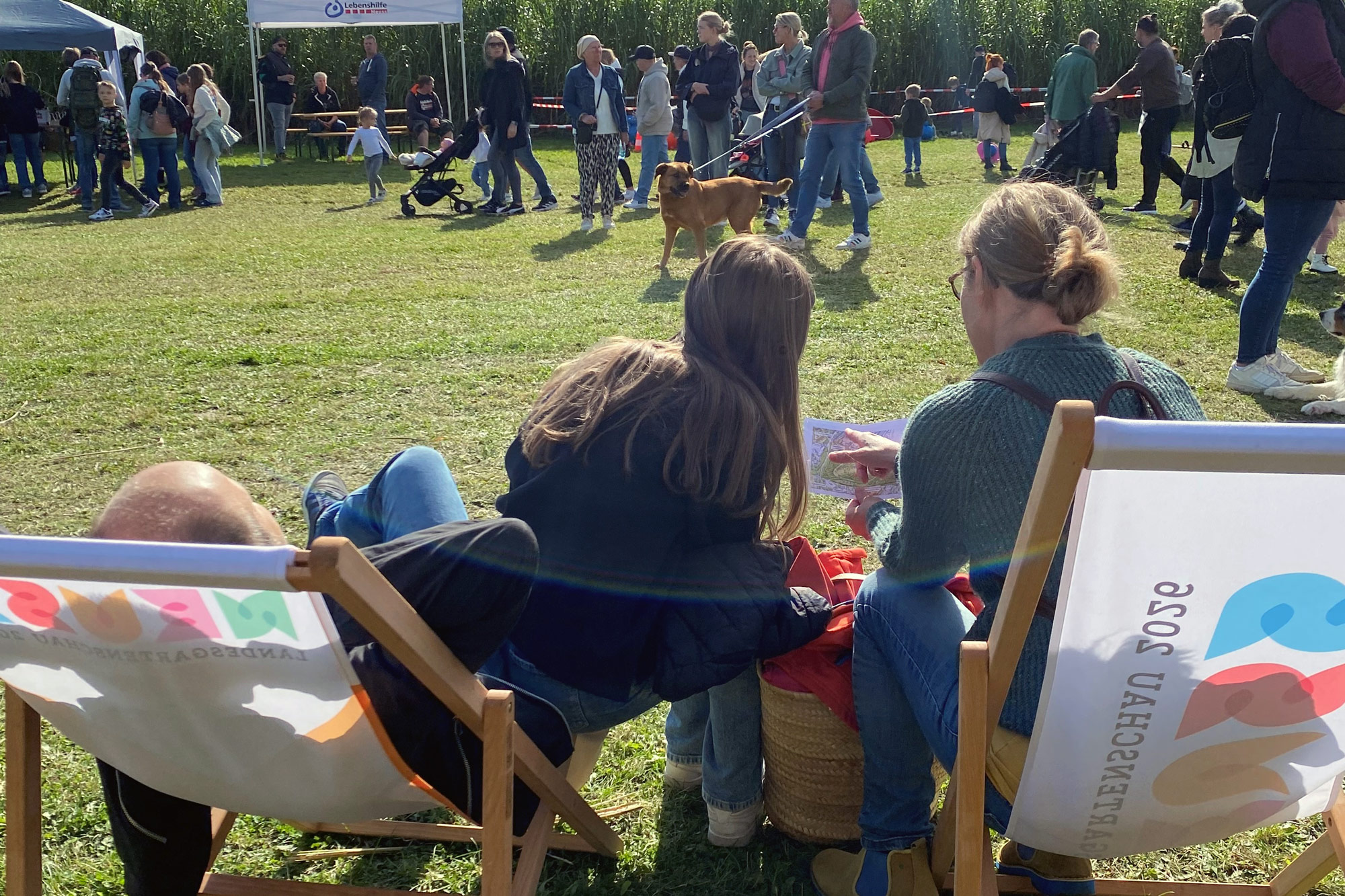 Rund 27.500 Besuchende genossen das Familienfest Dycker Feld und konnten sich am Stand der Landesgartenschau Neuss informieren und gewinnen.